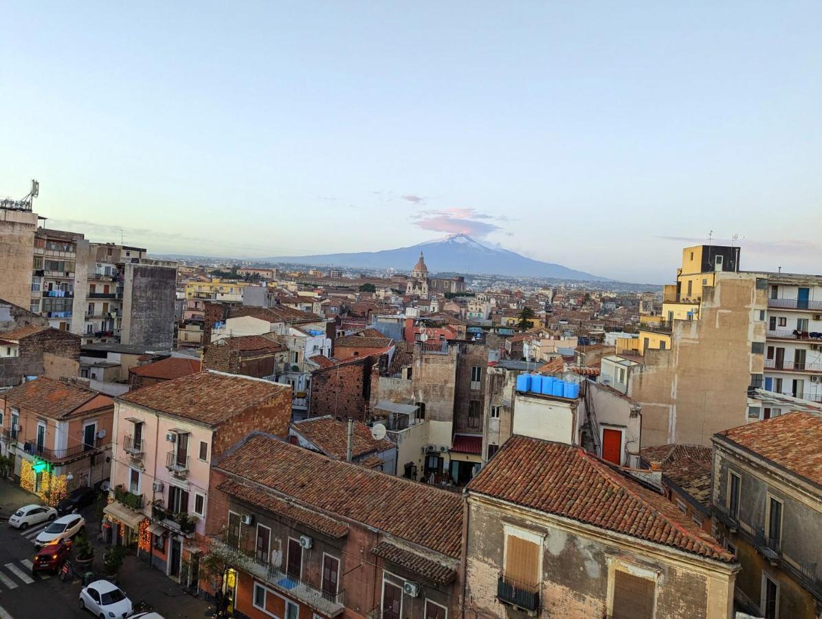Bohemian Apartment Terrace Downtown Catania Ngoại thất bức ảnh